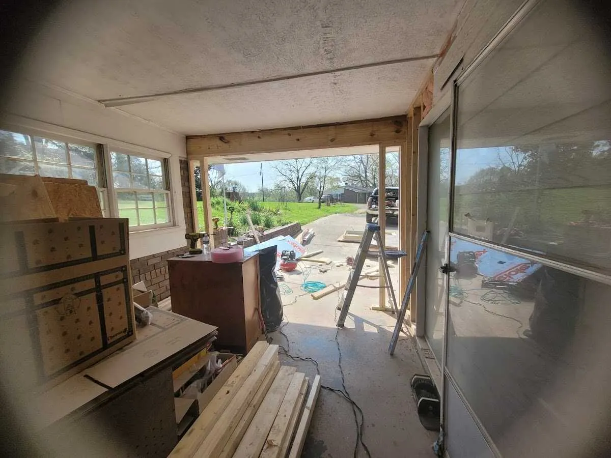 Air movers and dehumidifier for Water Mitigation Services in District Heights